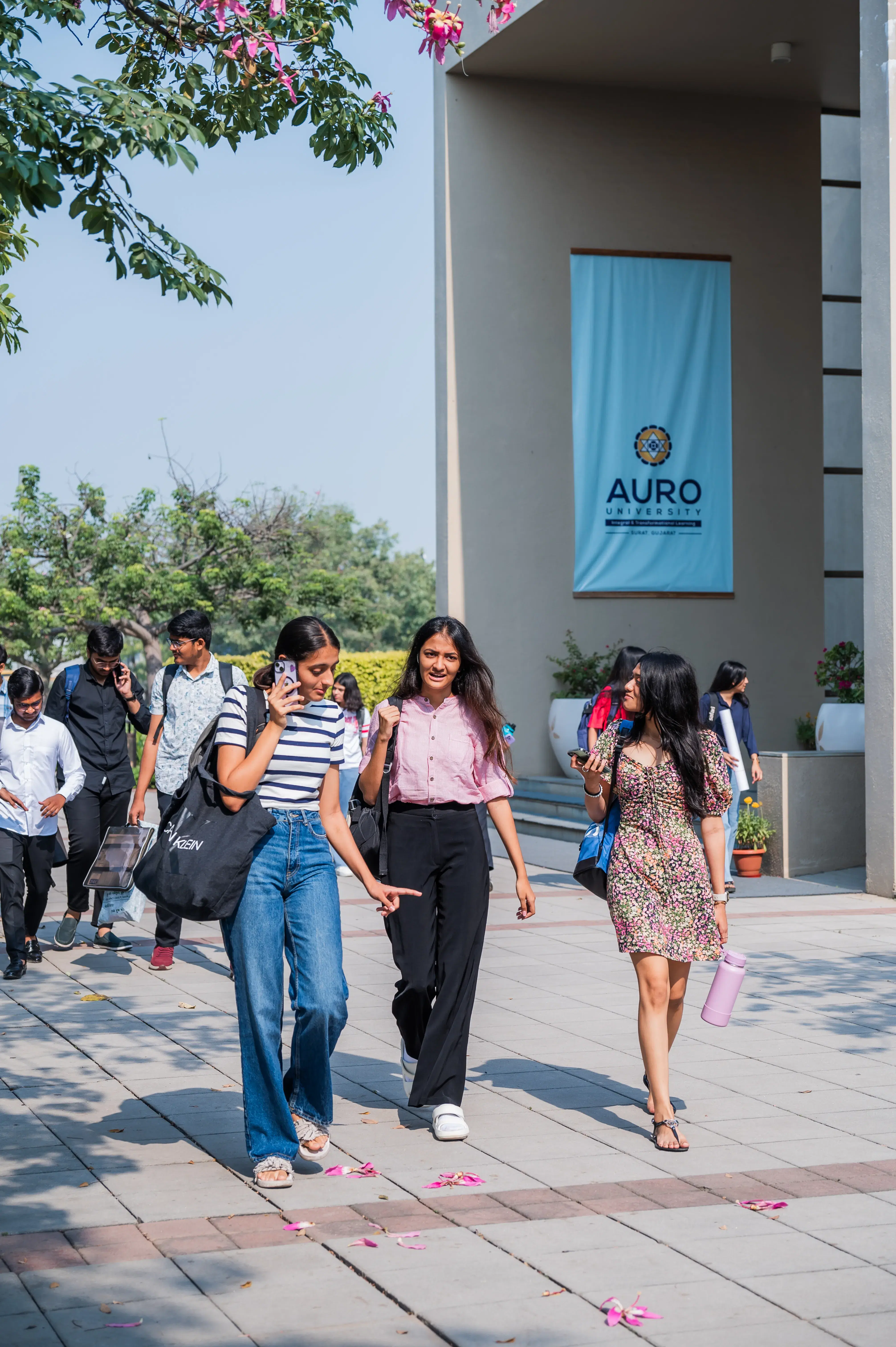 Auro University Surat Extra Curricular Activities photo 9